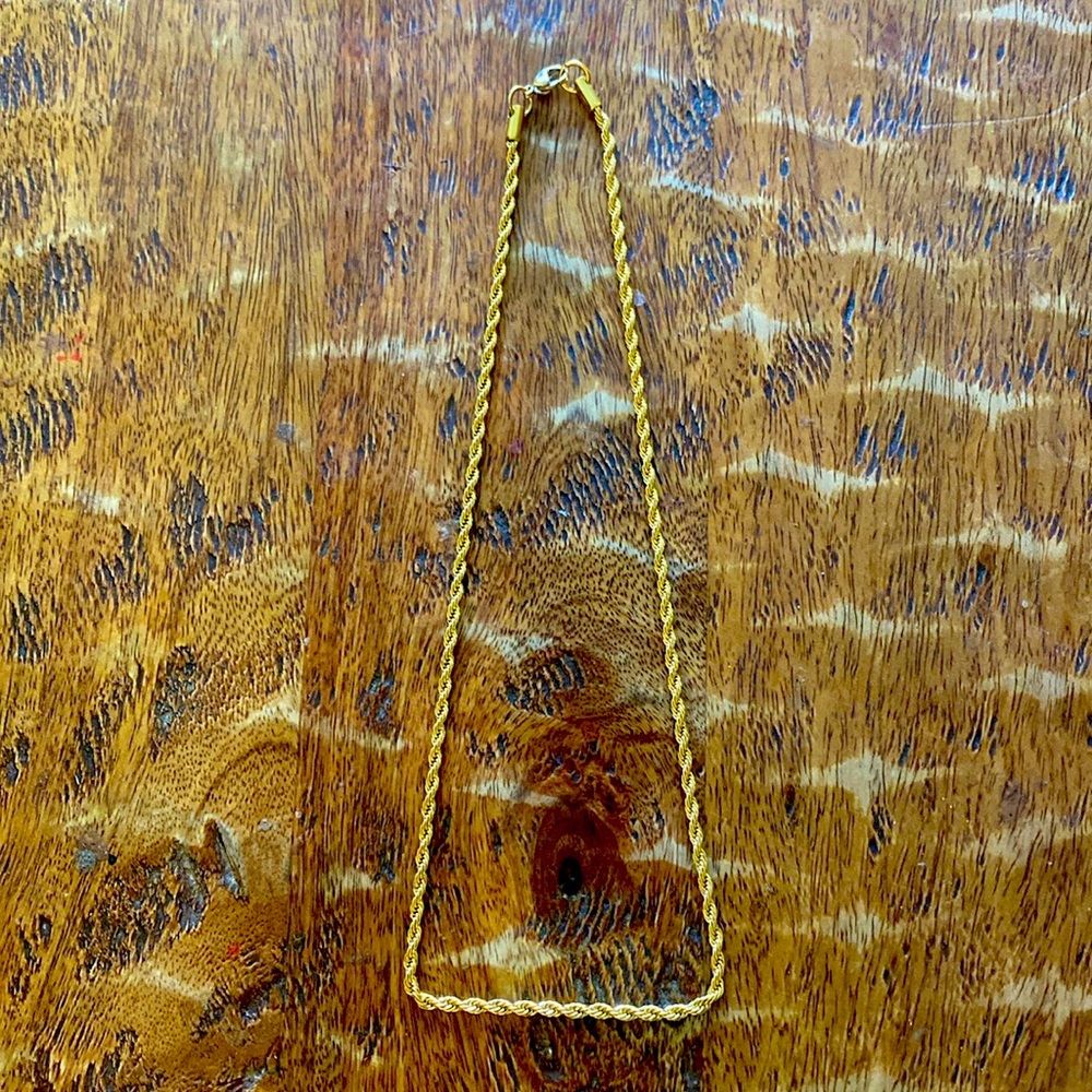 Elegant Gold Rope Chain Necklace